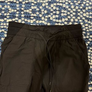 Lululemon active drawstring pant size 4 hemmed for 5’ tall person